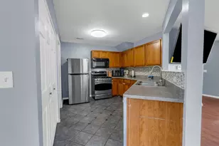1078 Serendipity Dr, Aurora, IL 60504 - Photo 9