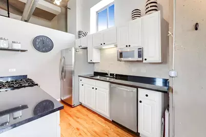 1645 W Ogden Avenue #420, Chicago, IL 60612 - Photo 5