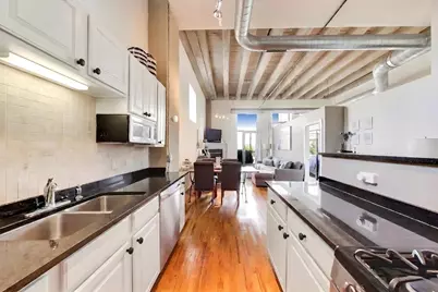 1645 W Ogden Avenue #420, Chicago, IL 60612 - Photo 7