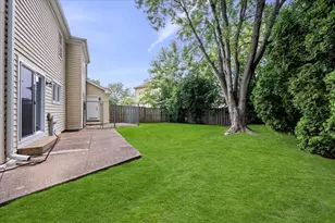 4312 Ivy Ln, Glenview, IL 60026 - Photo 21