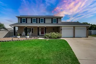 811 1st Ct, Manhattan, IL 60442 - Photo 1