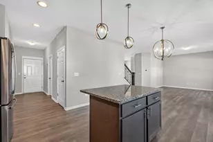 2102 Daly Ln, Plainfield, IL 60586 - Photo 5
