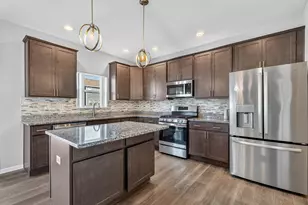 2102 Daly Ln, Plainfield, IL 60586 - Photo 3