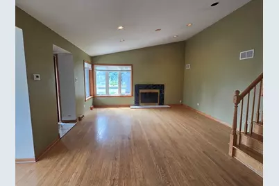 8418 W Crain Street, Niles, IL 60714 - Photo 11