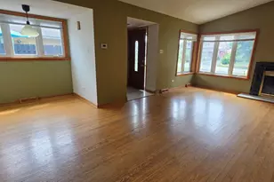 8418 W Crain St, Niles, IL 60714 - Photo 13