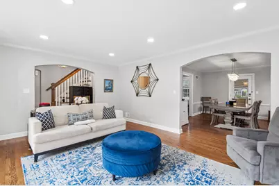 6669 N Sioux Avenue, Chicago, IL 60646 - Photo 5