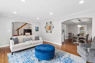 6669 N Sioux Ave, Chicago, IL 60646 - Photo 5