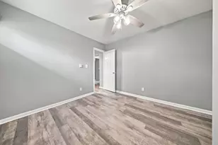 [Address not provided], Aurora, IL 60505 - Photo 17