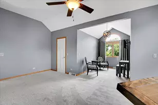 735 Queens Gate Cir, Sugar Grove, IL 60554 - Photo 27