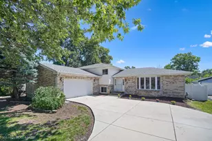 16803 92nd Ave, Orland Hills, IL 60487 - Photo 1