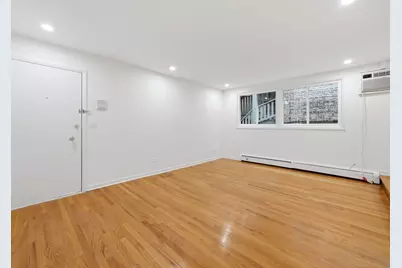 714 N Austin Boulevard #202, Oak Park, IL 60302 - Photo 7