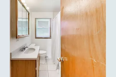 249 Sunrise Avenue, Willowbrook, IL 60527 - Photo 13