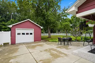 1036 E Howard St, Pontiac, IL 61764 - Photo 31