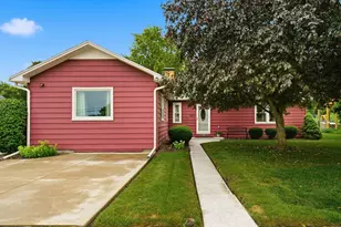 1036 E Howard St, Pontiac, IL 61764 - Photo 37