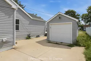 453 N Michigan Ave, Bradley, IL 60915 - Photo 21
