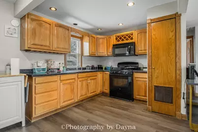 453 N Michigan Avenue, Bradley, IL 60915 - Photo 9