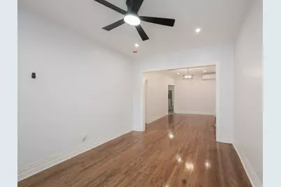 7653 S Saint Lawrence Avenue, Chicago, IL 60619 - Photo 5
