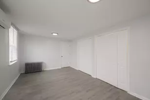 7653 S St Lawrence Ave, Chicago, IL 60619 - Photo 19