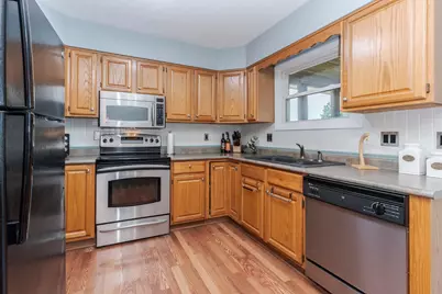 304 S Evergreen Lane, Bloomington, IL 61704 - Photo 9