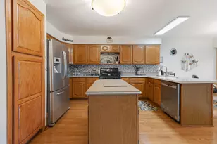 130 Chambord Ct, Bloomingdale, IL 60108 - Photo 13