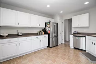16816 S Locust Ln, Lockport, IL 60441 - Photo 9