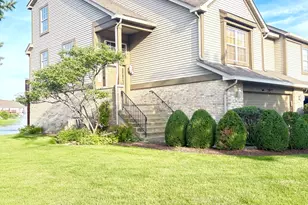 7951 Hedgewood Dr, Darien, IL 60561 - Photo 27
