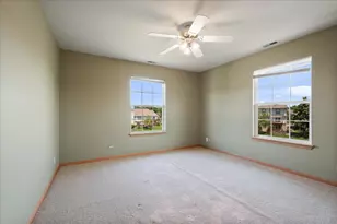 7951 Hedgewood Dr, Darien, IL 60561 - Photo 21