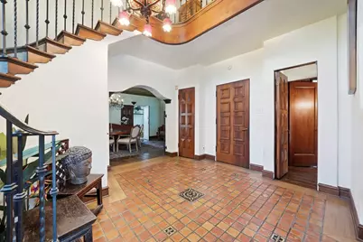 9924 S Longwood Drive, Chicago, IL 60643 - Photo 5