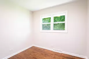 28W520 Lester St, West Chicago, IL 60185 - Photo 17