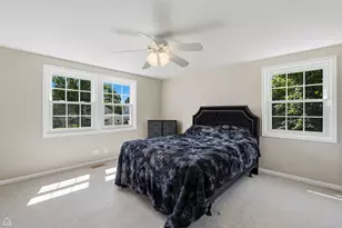 32 Timber Hill Rd, Buffalo Grove, IL 60089 - Photo 17
