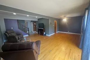 140 Julie Rd, Bolingbrook, IL 60440 - Photo 7