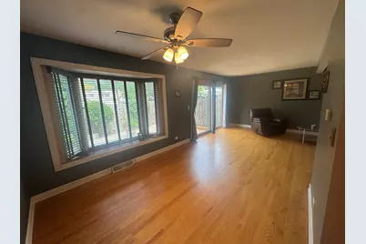 140 Julie Road, Bolingbrook, IL 60440 - Photo 9