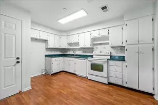 1979 Ammer Ridge Ct, Glenview, IL 60025 - Photo 7