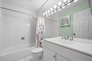 1979 Ammer Ridge Ct, Glenview, IL 60025 - Photo 15