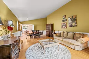 1326 Cavell Ave, Highland Park, IL 60035 - Photo 7