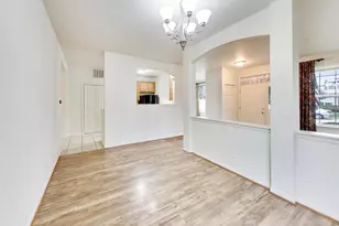2685 Acorn Ct, West Dundee, IL 60118 - Photo 9