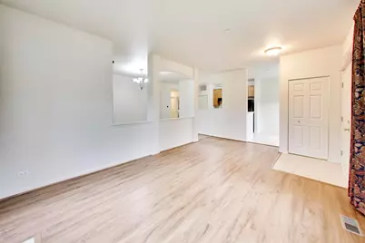 2685 Acorn Court #4, West Dundee, IL 60118 - Photo 5