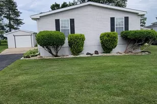 61 Partridge Ln, Beecher, IL 60401 - Photo 1