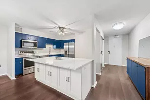 6147 N Sheridan Rd, Chicago, IL 60660 - Photo 3