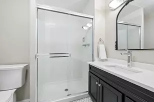 6147 N Sheridan Rd, Chicago, IL 60660 - Photo 17
