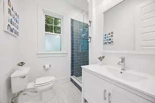 33 S Cowley Rd, Riverside, IL 60546 - Photo 29