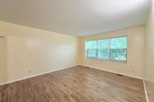1464 Farington Ln, Aurora, IL 60504 - Photo 9