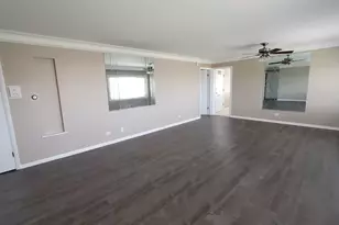 9600 S Komensky Ave, Oak Lawn, IL 60453 - Photo 7