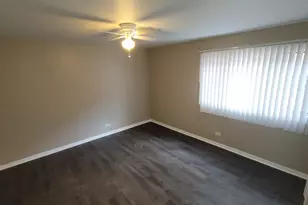 9600 S Komensky Ave, Oak Lawn, IL 60453 - Photo 15