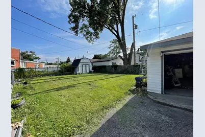 8212 Mulligan Avenue, Burbank, IL 60459 - Photo 7
