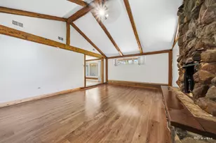 18055 Thomas Ln, Country Club Hills, IL 60478 - Photo 5