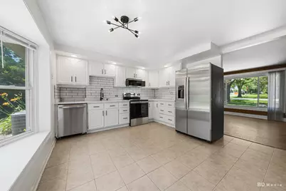 18055 Thomas Lane, Country Club Hills, IL 60478 - Photo 7