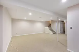608 Westwood Ct, Wheeling, IL 60090 - Photo 19
