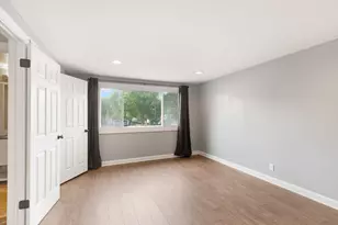 608 Westwood Ct, Wheeling, IL 60090 - Photo 17