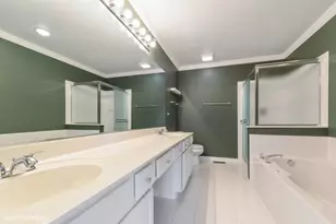 2716 N Greenwood Ave, Arlington Heights, IL 60004 - Photo 9
